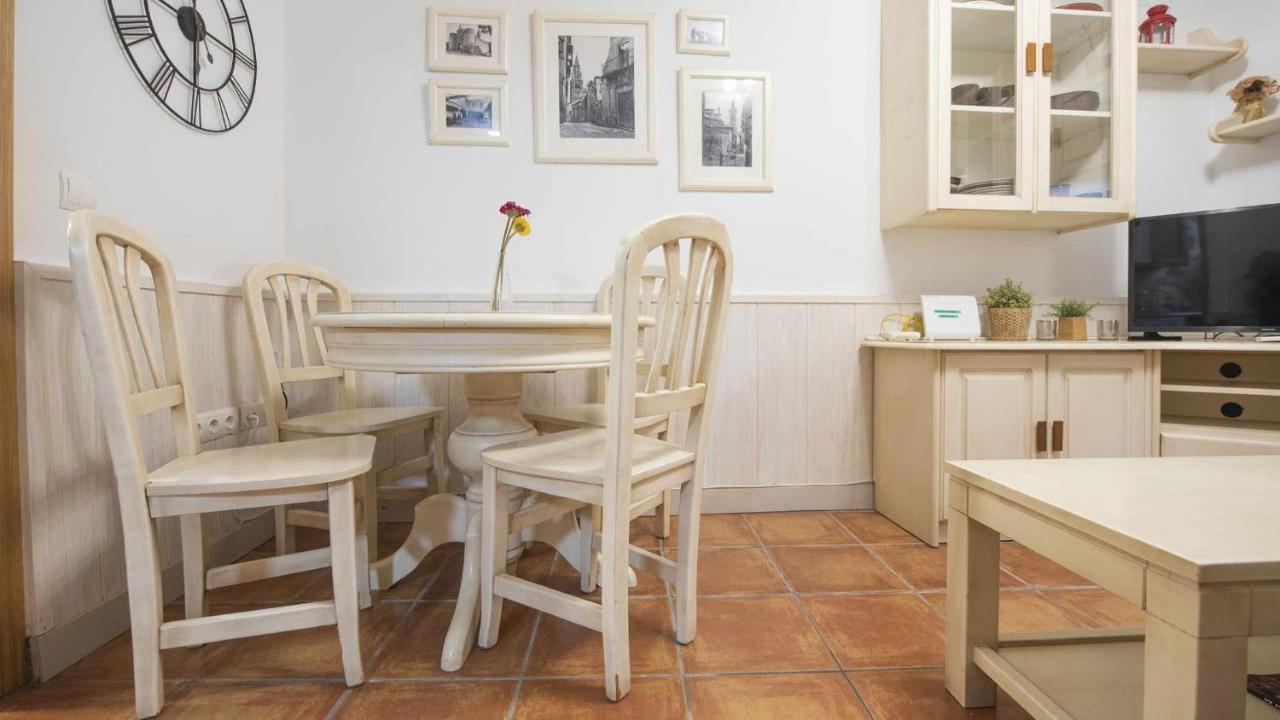 Apartamento Santa Úrsula Toledo Bagian luar foto