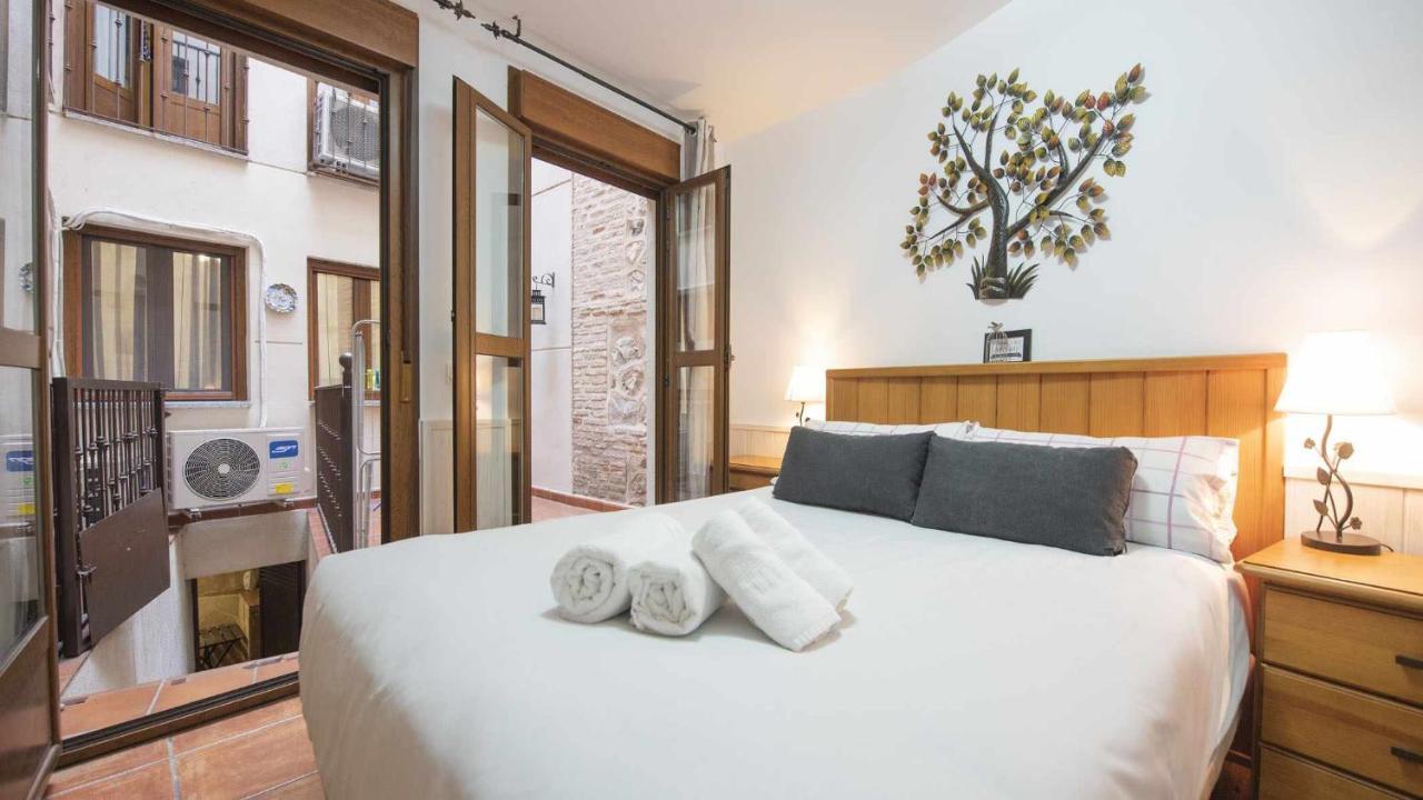 Apartamento Santa Úrsula Toledo Bagian luar foto